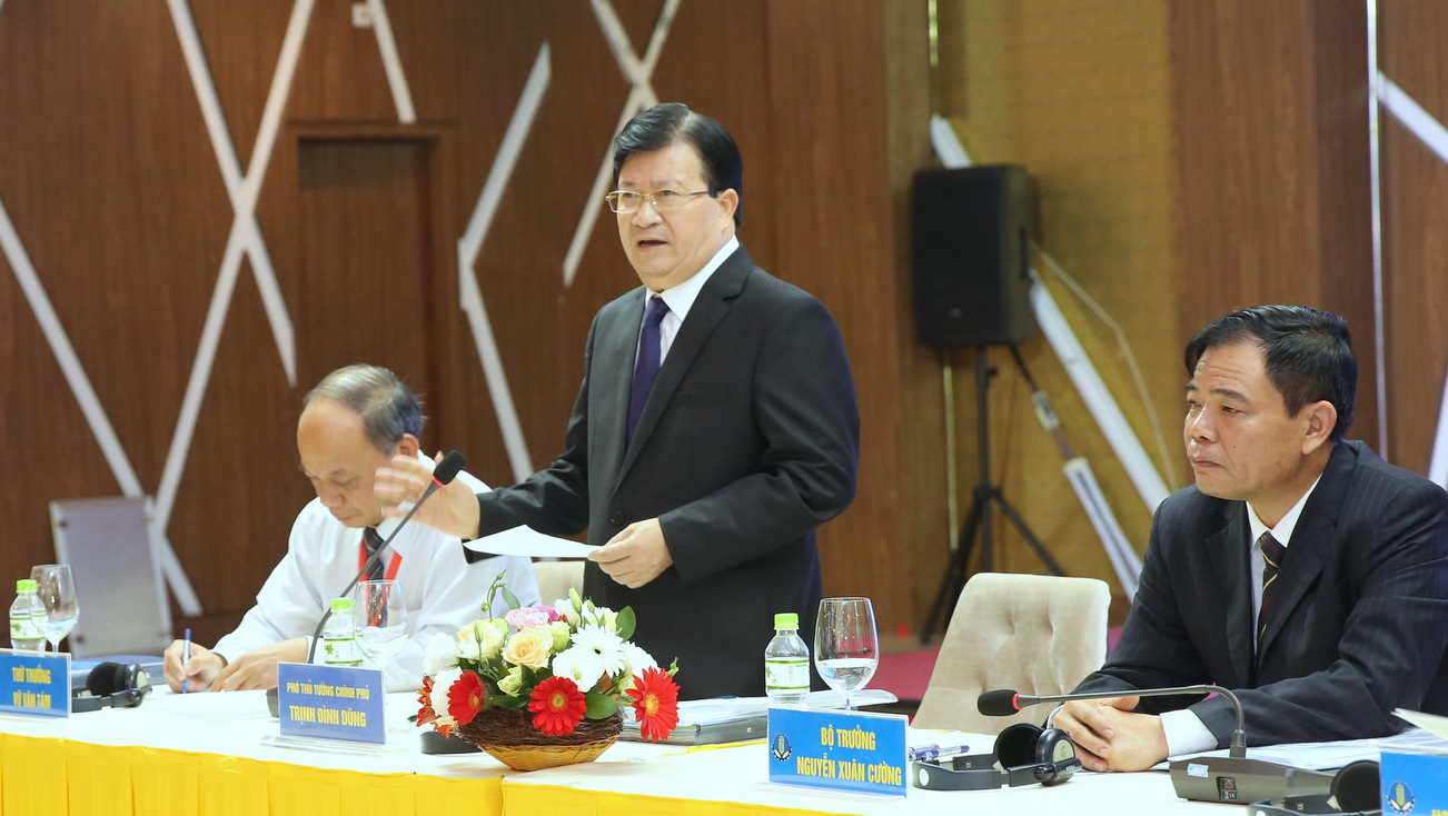 Phó Thủ tướng Trịnh Đình Dũng: Ứng phó với BĐKH, người dân ủng hộ, vào cuộc, mới có thể thành công